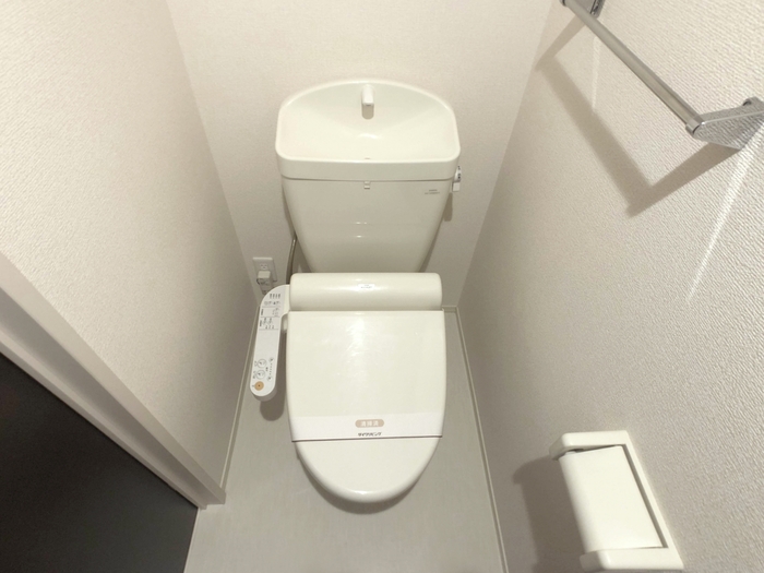 ガーデン　サワーダ トイレ