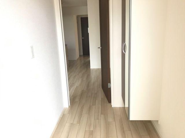 イヨンブンナー（ＹＥＯＮＧ　ＢＵＮＮＡＲ） 玄関