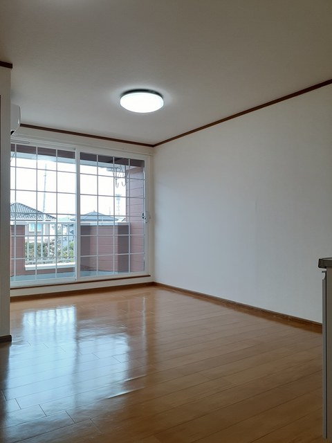 福島県伊達市保原町西町 リビング