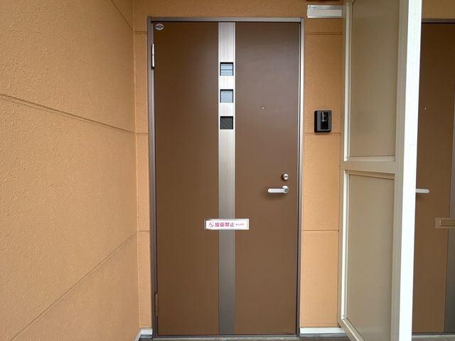 オレンジコート 玄関