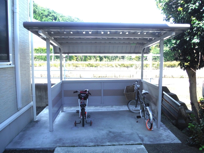 パインメイプル 駐車場