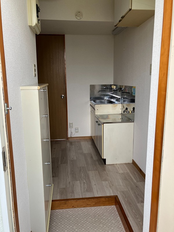 アティック郡山 玄関