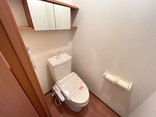 コンフィード原島 トイレ