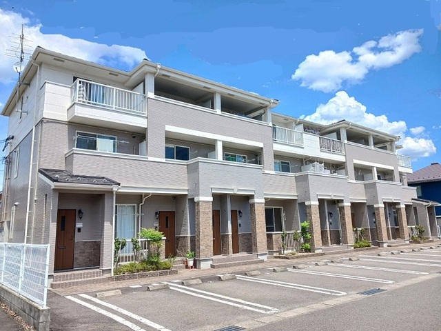 ファミール 外観