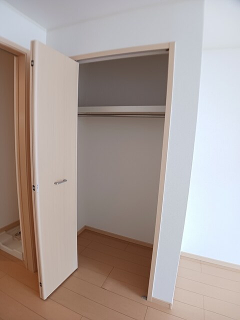 福島県福島市丸子御山越 収納
