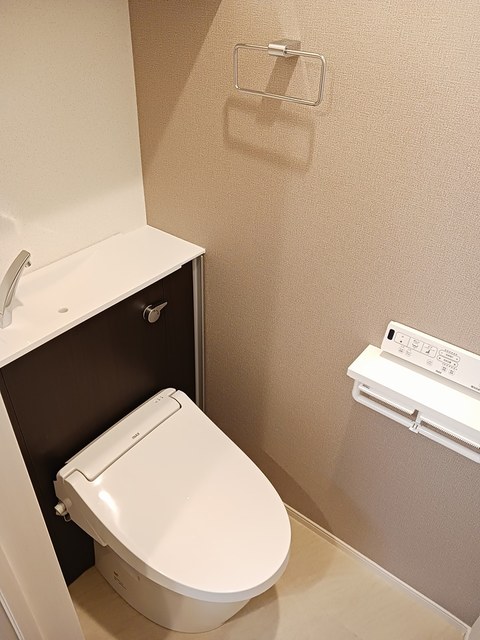 福島県福島市岡部大蔵 トイレ