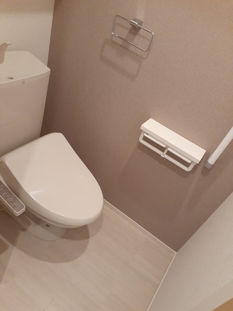 福島県福島市大森舘ノ内 トイレ