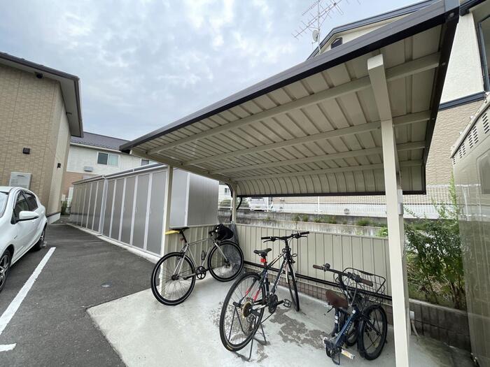 アップルガーデンＤ 駐車場