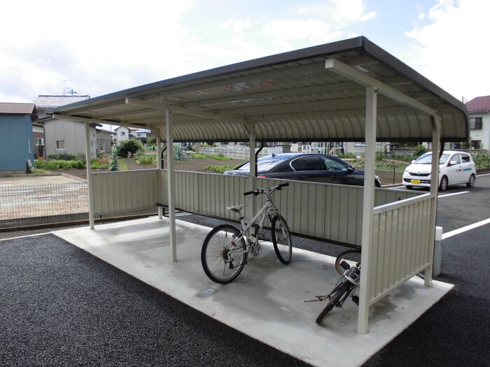 キャトルセゾン 駐車場