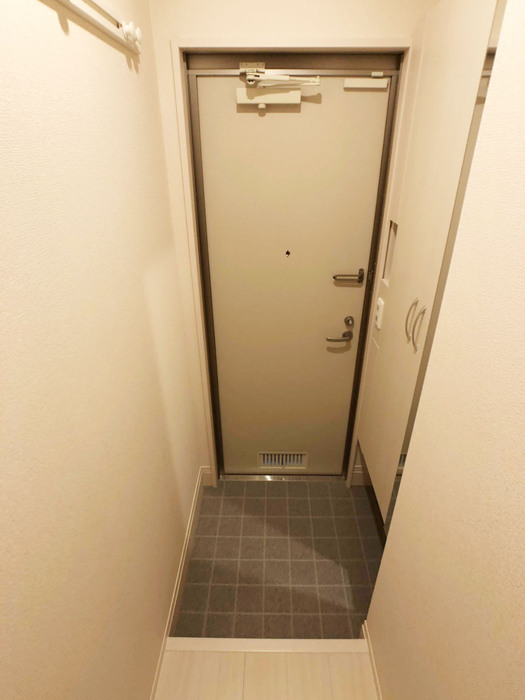 サニーガーデン　A 玄関
