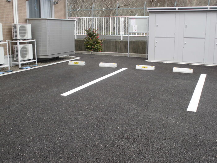 サン・サウス 駐車場