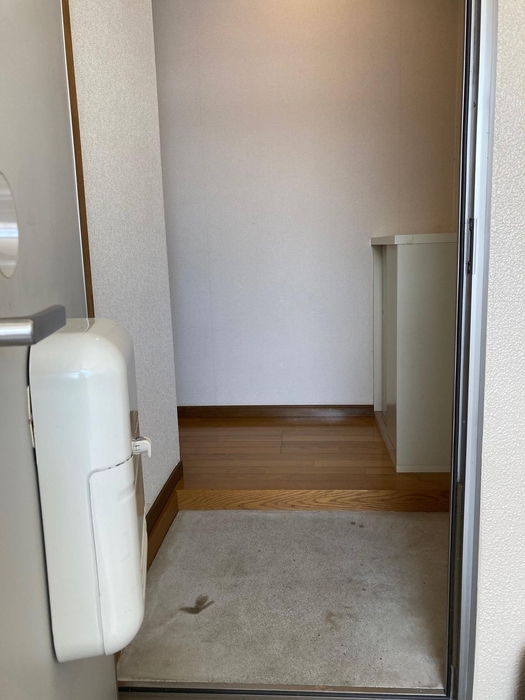 タンジコーポラス 8号 玄関