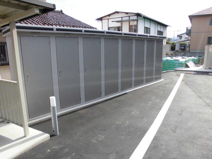 チェリーベルテ 駐車場