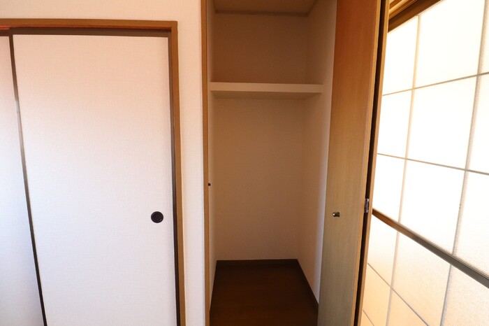 ドミールＹ 収納