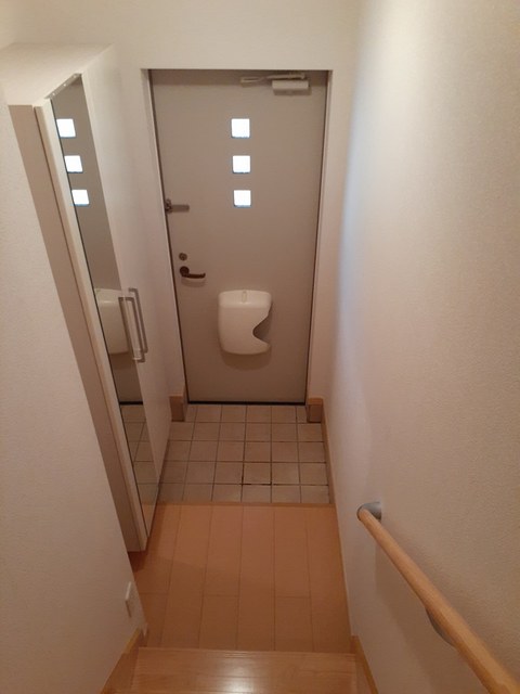 福島県福島市田沢木曾内前 玄関