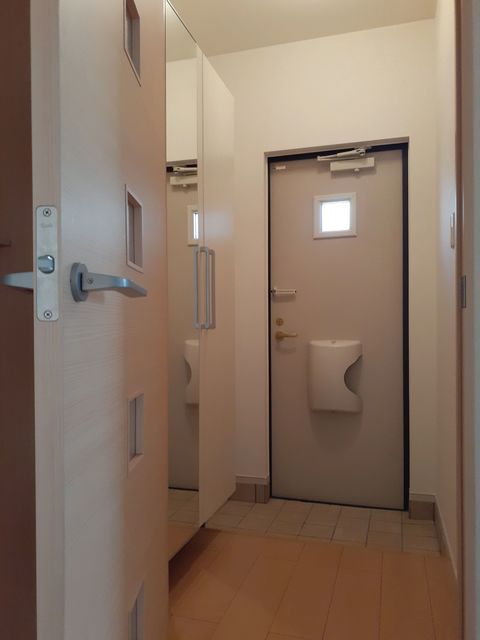 福島県福島市宮代一本木 玄関