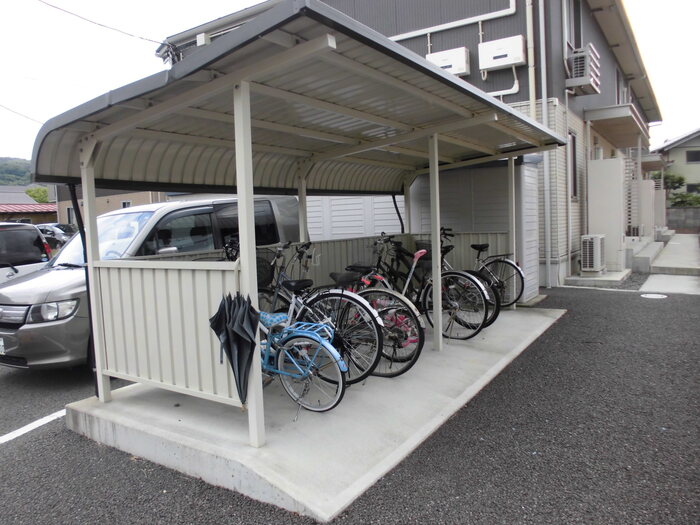 リバークレスト　Ⅱ 駐車場