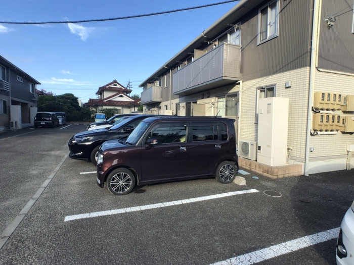 リバークレスト　Ⅱ 駐車場