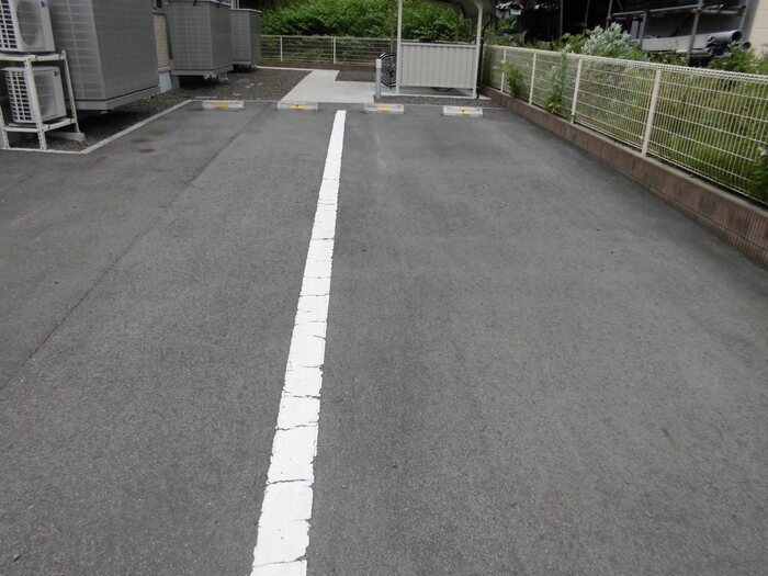 ルミエールＳＡＫＵＲＡ 駐車場