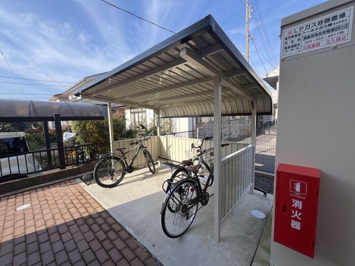 腰浜リバーサイド 駐車場