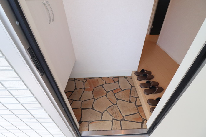 Ｄ－ｒｏｏｍ平野 玄関