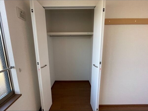 ララハイツ 収納