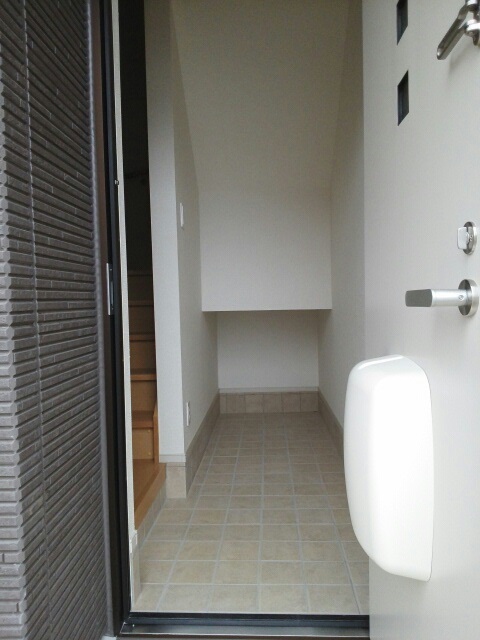 福島県福島市南矢野目荒屋敷 玄関