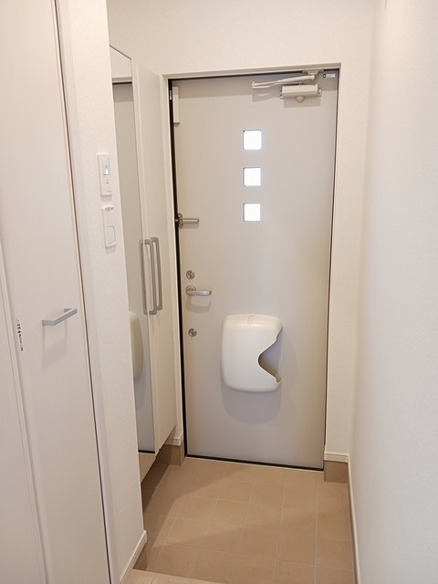 福島県福島市笹木野大金谷 玄関