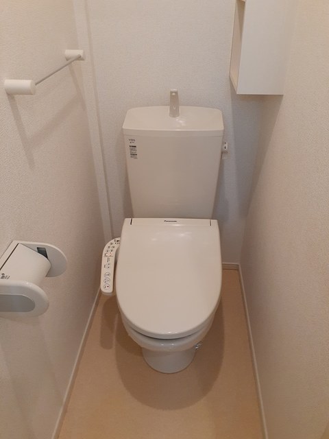 福島県福島市大森宮ノ前 トイレ