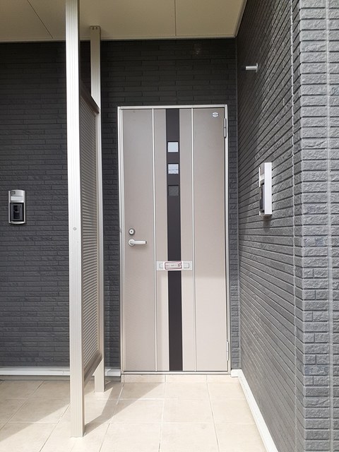 福島県伊達市梁川町八筋 玄関
