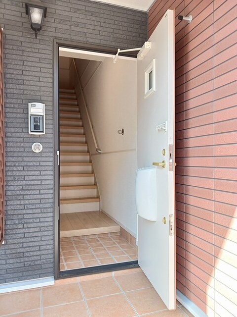 福島県福島市大森宮ノ前 玄関