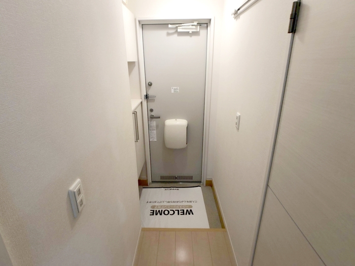 Ｄ－Ｒｏｏｍ蓬莱 玄関