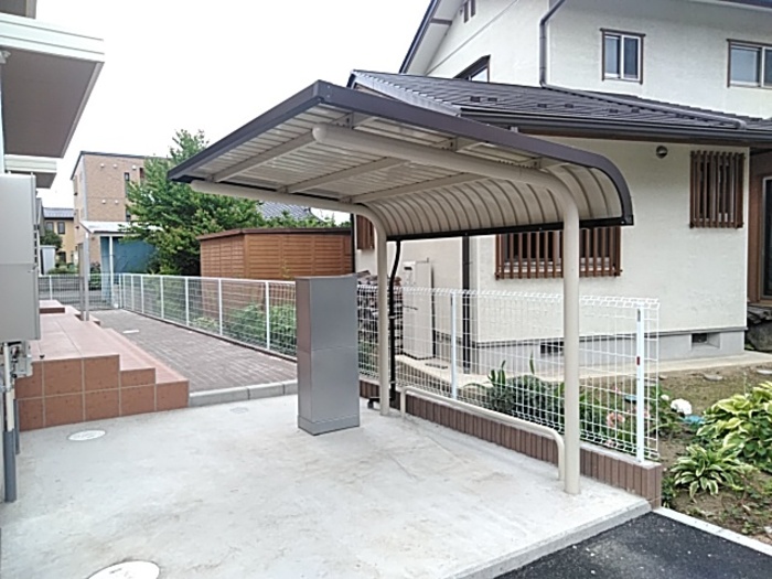 Ｄ－ｒｏｏｍ鳥谷野 駐車場
