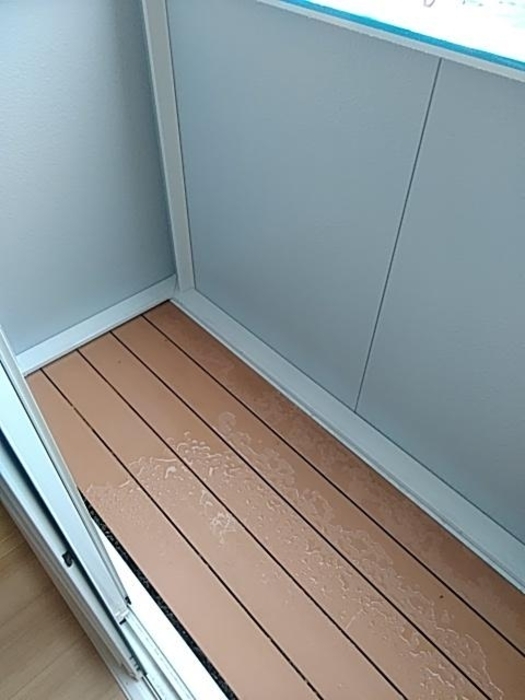 Ｄ－ｒｏｏｍ鳥谷野 ベランダ