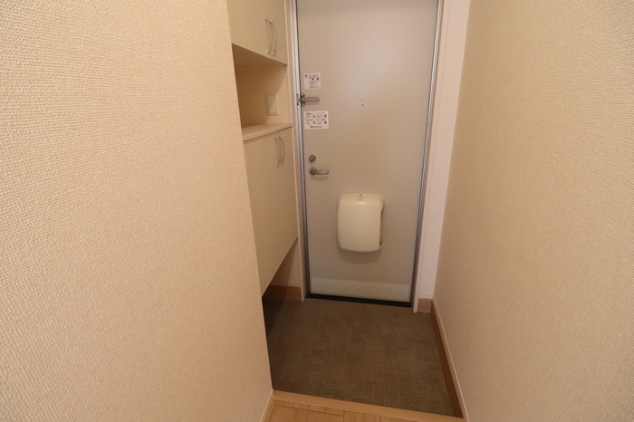ＦＬＯＲＩＡ 玄関