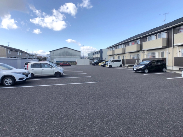 Ｇｒａｃｅ　Ｃｏｕｒｔ　Ｂ 駐車場