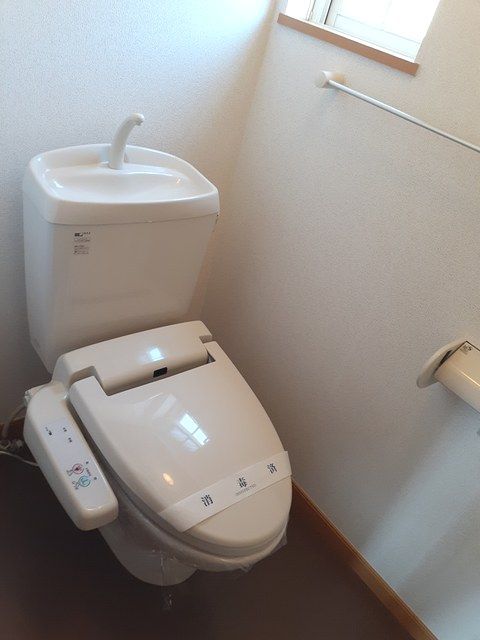福島県福島市小倉寺二反田 トイレ