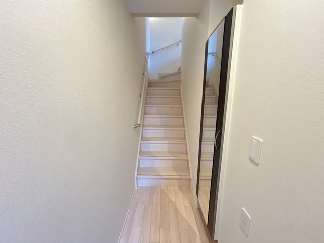 ヴァンベール伍番館 玄関