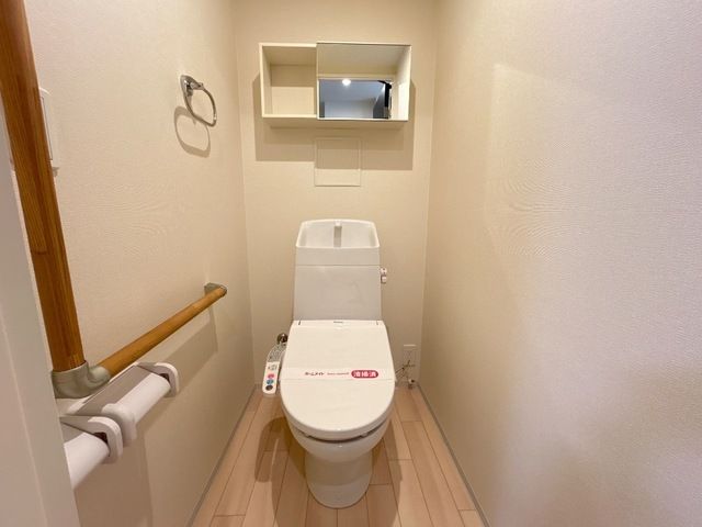 ヴァンベール伍番館 トイレ