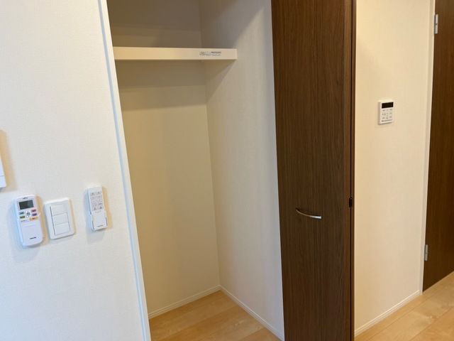 黒岩新築アパート 収納