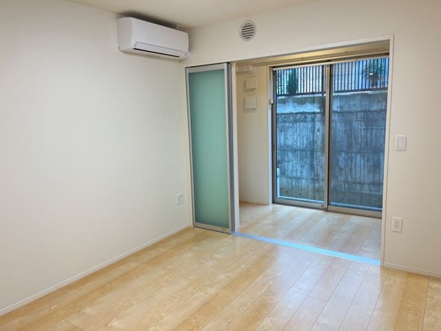 黒岩新築アパート リビング