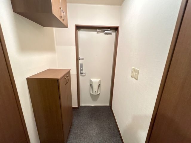 フロイデＢ 玄関