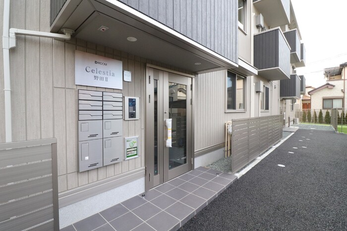 セレスティア野田Ⅱ エントランス