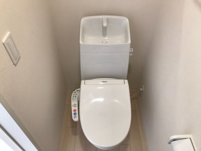 D・Cスクエア トイレ