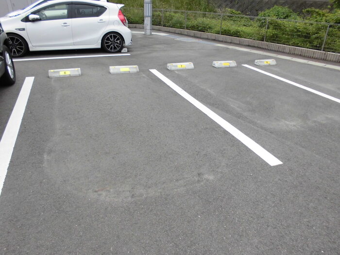 アメニティー 駐車場