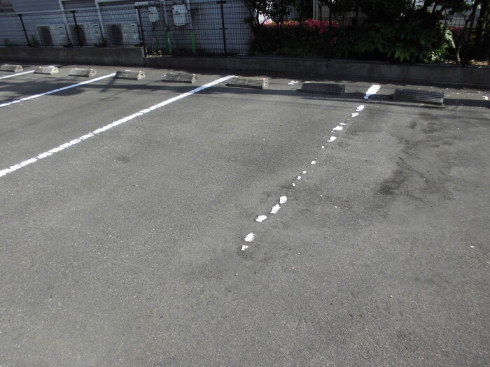 シンパティーア　Ａ 駐車場