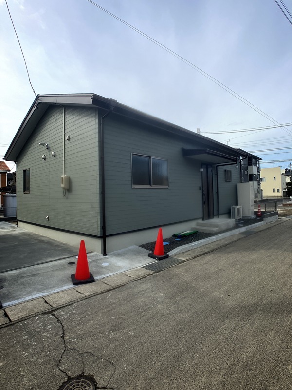 ラムール 駐車場