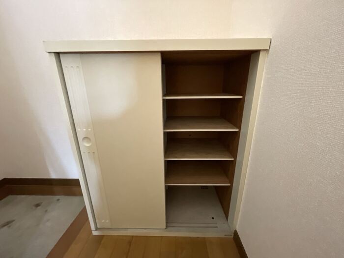 タンジコーポラス 8号 収納