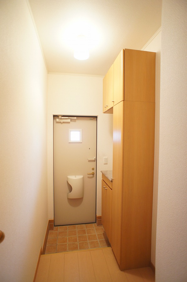福島県伊達市沓形 玄関