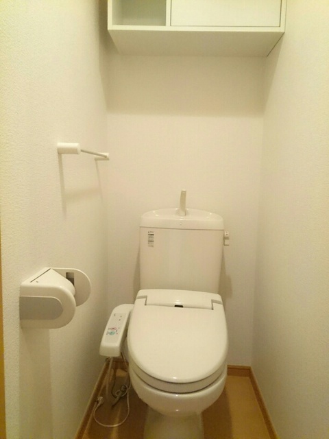 福島県福島市南矢野目荒屋敷 トイレ